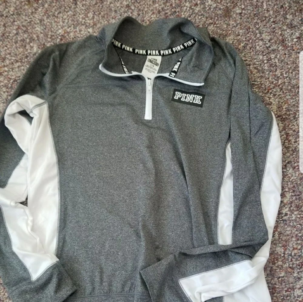 VS PINK 1/4 Zip